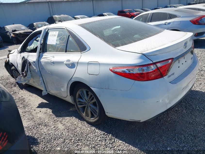 VIN 4T1BF1FK0GU524267 2016 Toyota Camry, SE no.3