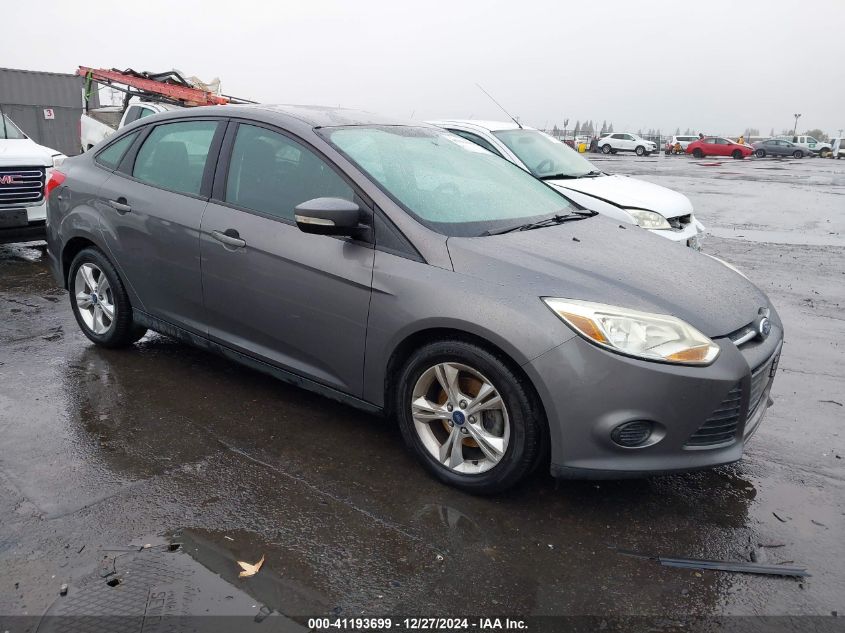 VIN 1FADP3F24DL338437 2013 Ford Focus, SE no.1