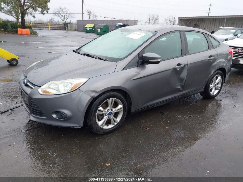 VIN 1FADP3F24DL338437 2013 Ford Focus, SE no.2