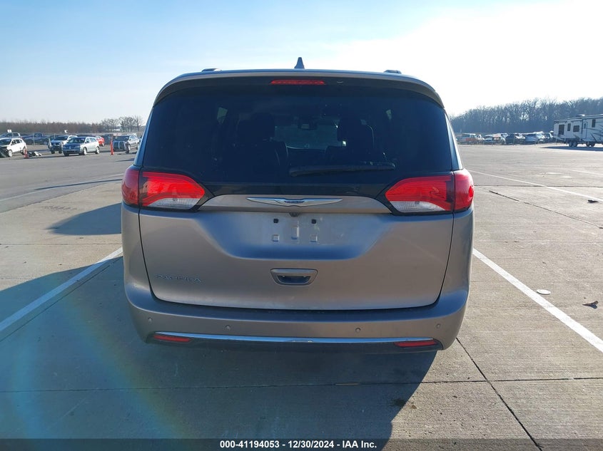 2017 CHRYSLER PACIFICA TOURING-L - 2C4RC1BG5HR537169
