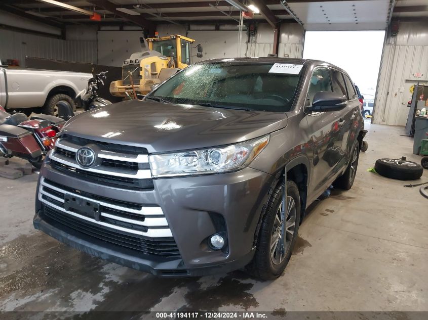 VIN 5TDBZRFH5JS836160 2018 TOYOTA HIGHLANDER no.2