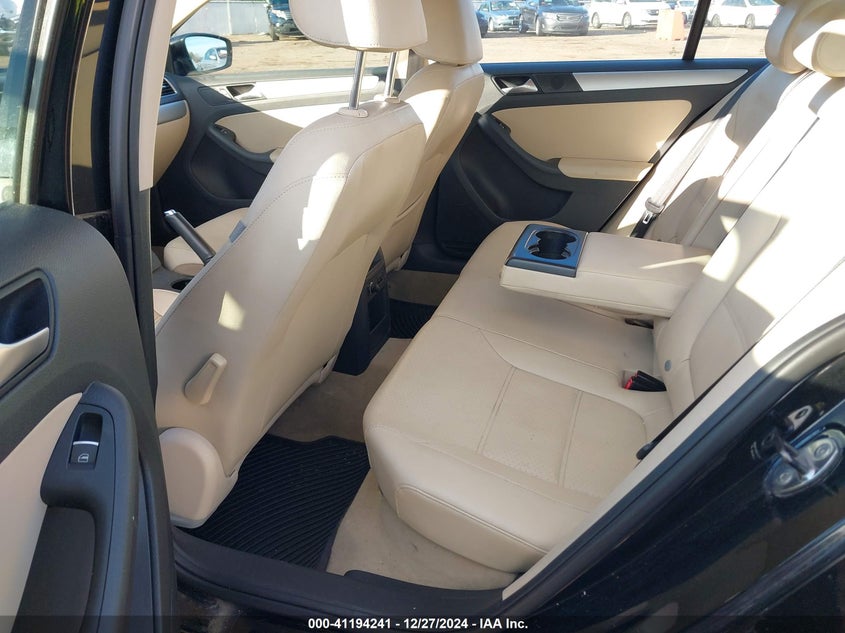 2013 VOLKSWAGEN JETTA VIN: 3VWDX7AJXDM389534