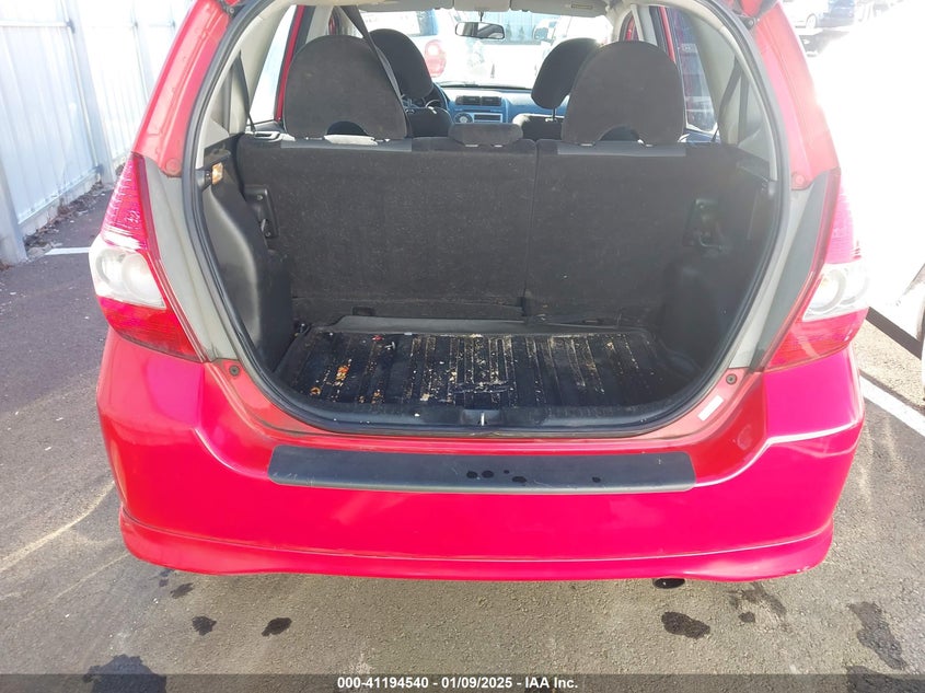 2008 HONDA FIT VIN: JHMGD38678S000394