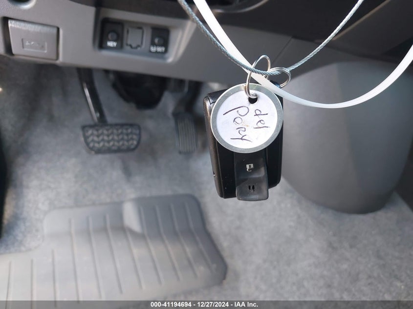 2009 TOYOTA PRIUS VIN: JTDKB20U193494253