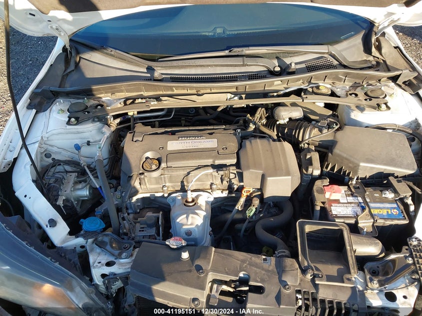 2013 HONDA ACCORD VIN: 1HGCR2F5XDA107947