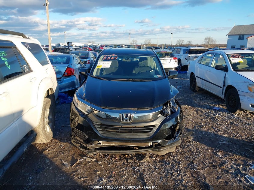 2022 HONDA HR-V VIN: 3CZRU6H38NM769857