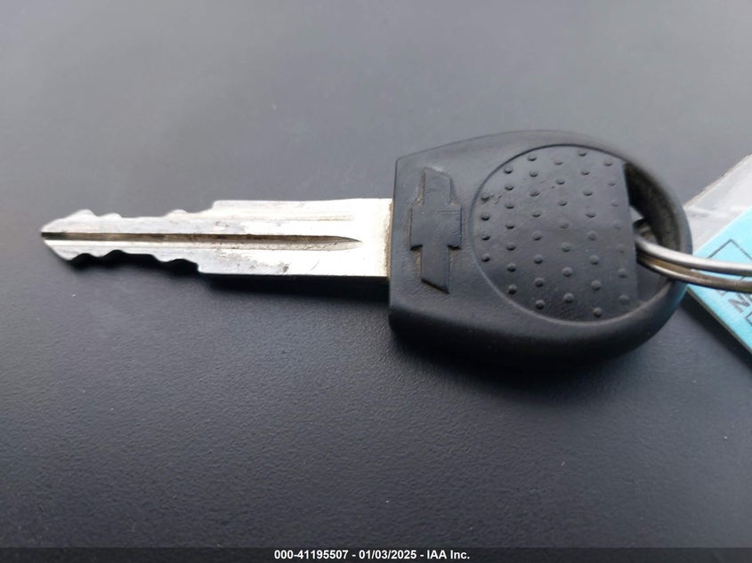 2008 CHEVROLET AVEO VIN: KL1TD66638B051757
