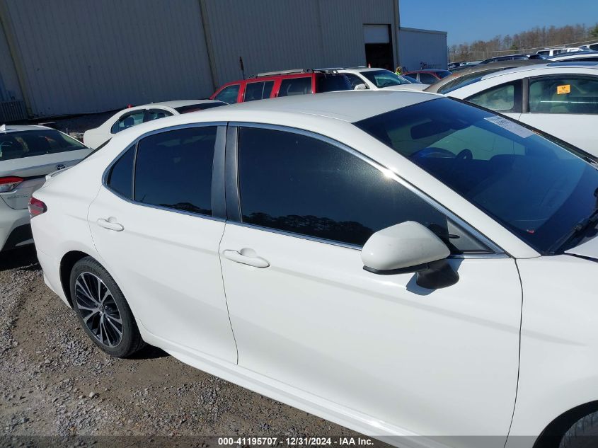 VIN JTNB11HK6J3035283 2018 Toyota Camry, SE no.14