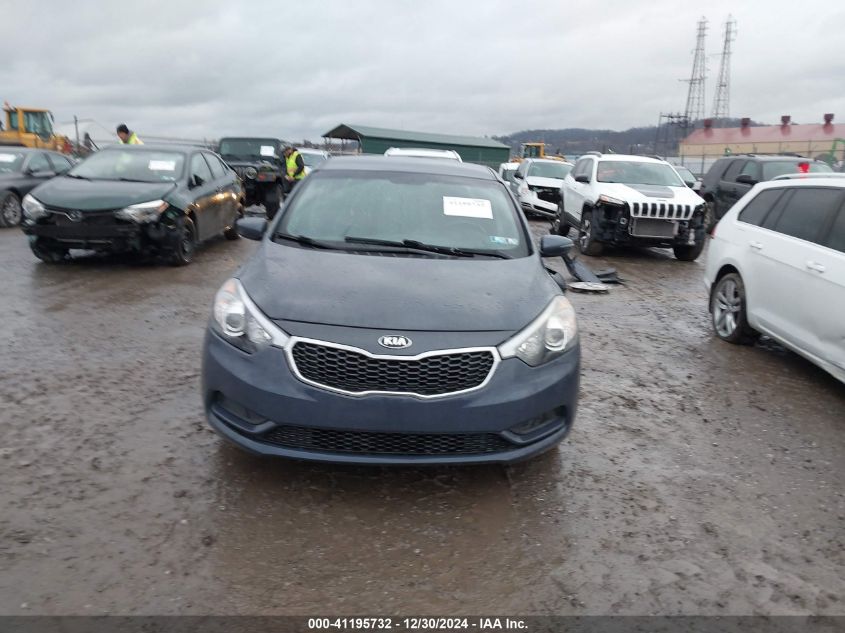 VIN KNAFK4A65G5540226 2016 KIA Forte, LX no.13