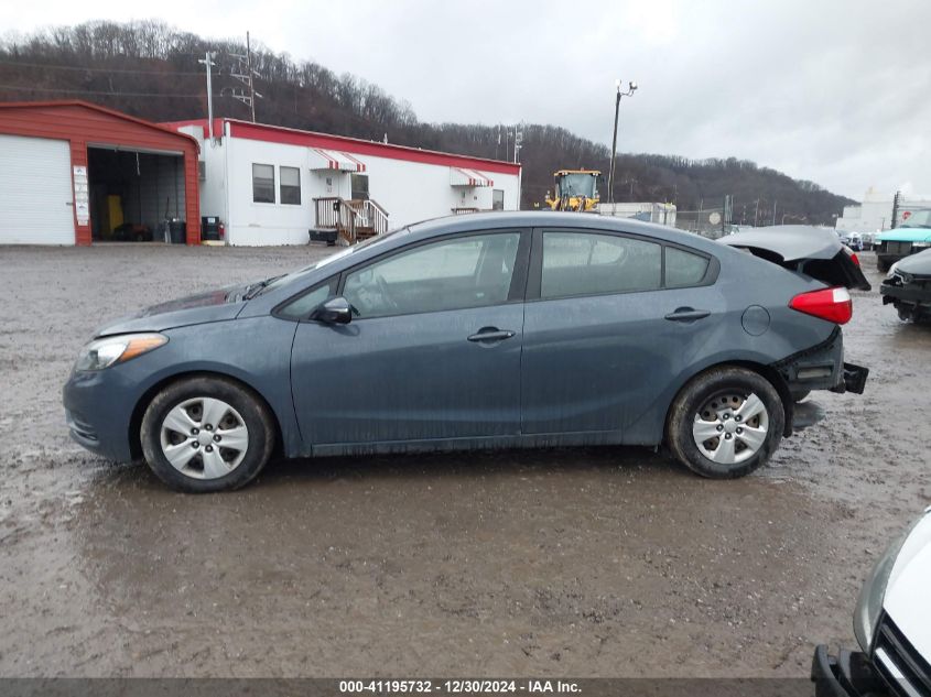 VIN KNAFK4A65G5540226 2016 KIA Forte, LX no.15