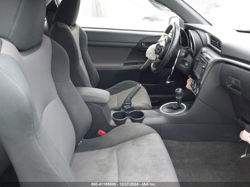 2015 SCION TC VIN: JTKJF5C78FJ004561