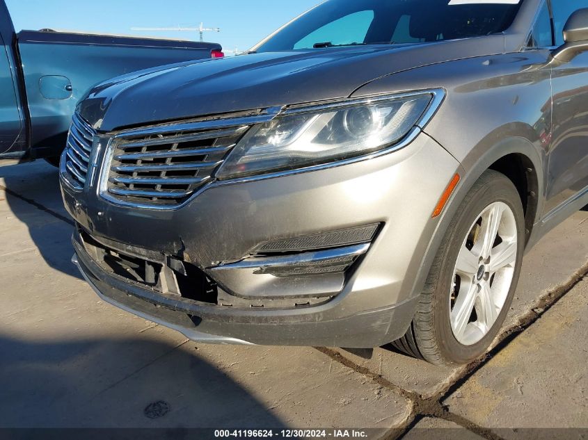 VIN 5LMCJ1C97GUJ15927 2016 Lincoln MKC, Premier no.6