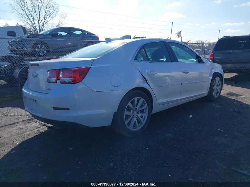 VIN 1G11D5SL0FF185601 2015 Chevrolet Malibu, 2LT no.4