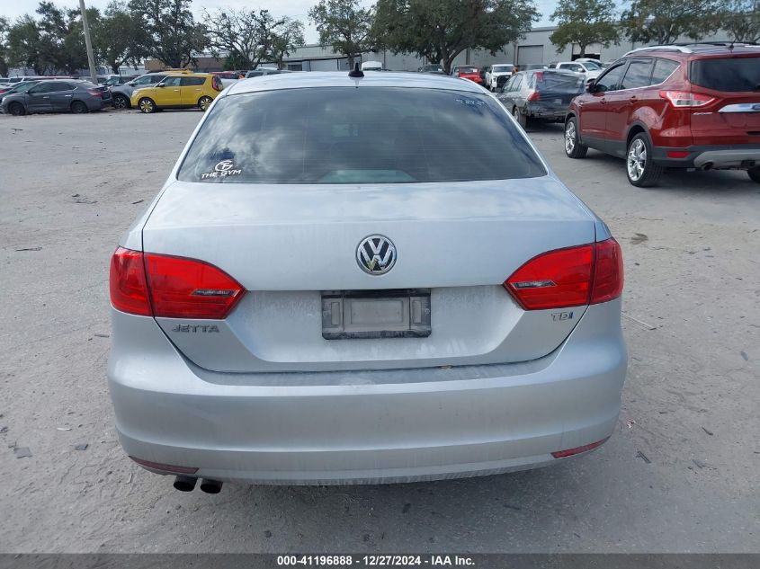 VIN 3VWLL7AJ3EM304882 2014 VOLKSWAGEN JETTA no.16