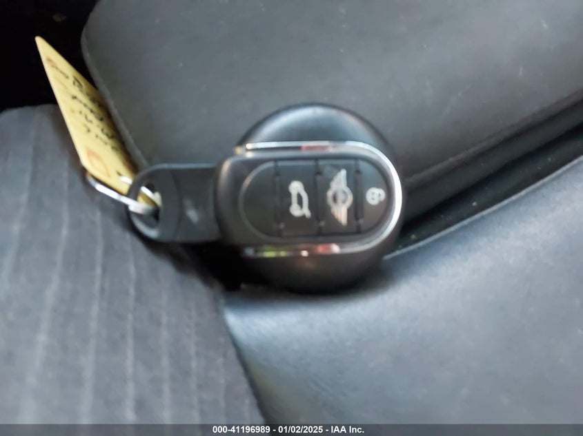 2016 MINI CLUBMAN COOPER S - WMWLN9C54G2B31005