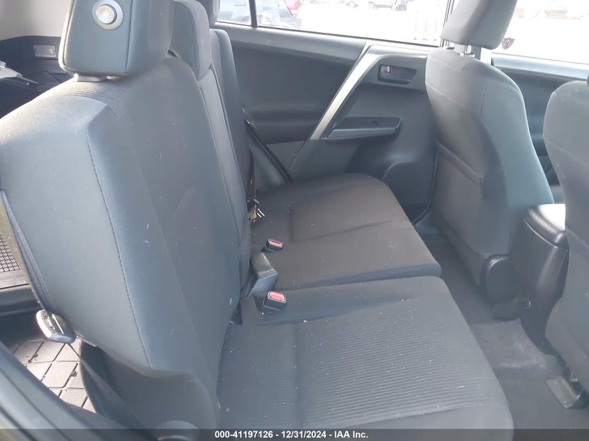 2018 TOYOTA RAV4 LE - JTMBFREV7JJ748983