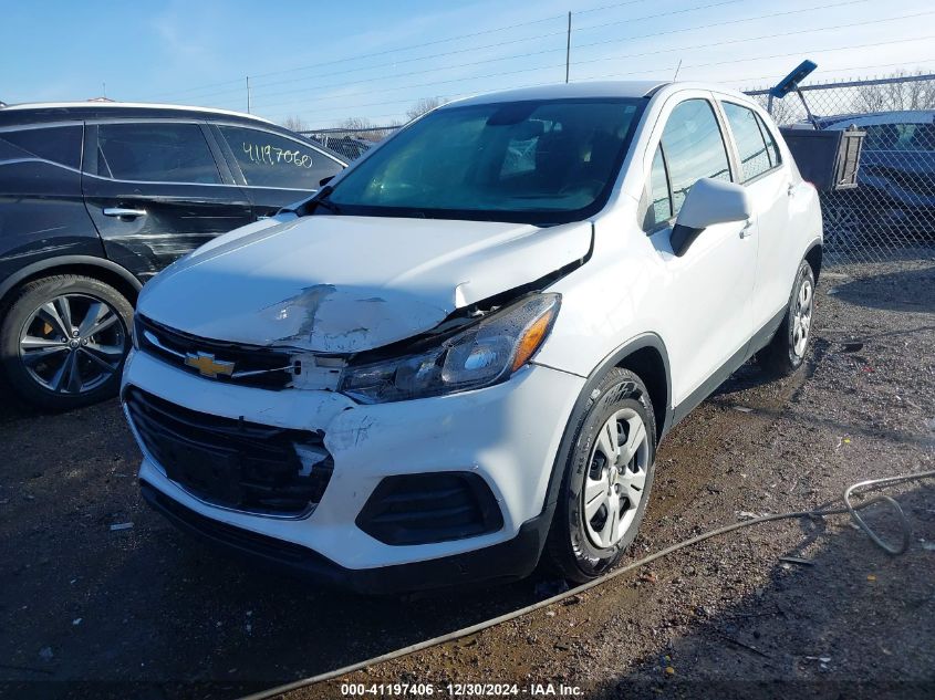 VIN KL7CJKSB8HB071786 2017 CHEVROLET TRAX no.2