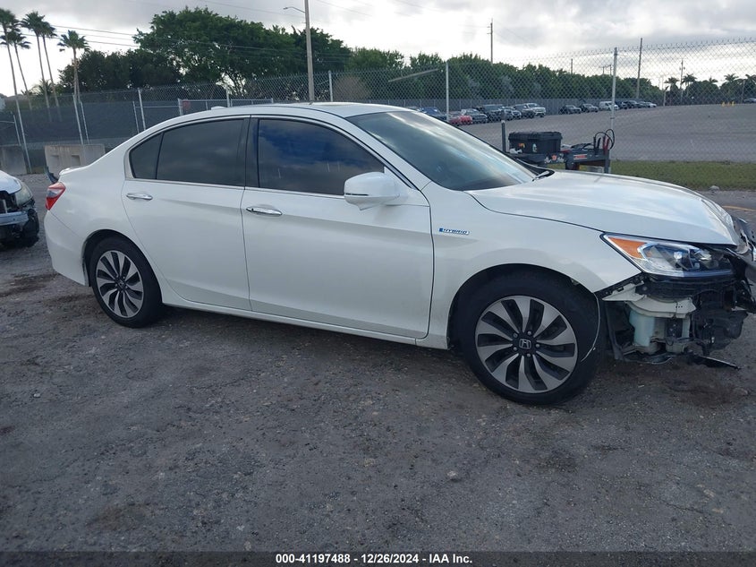 2017 HONDA ACCORD HYBRID VIN: JHMCR6F5XHC001366