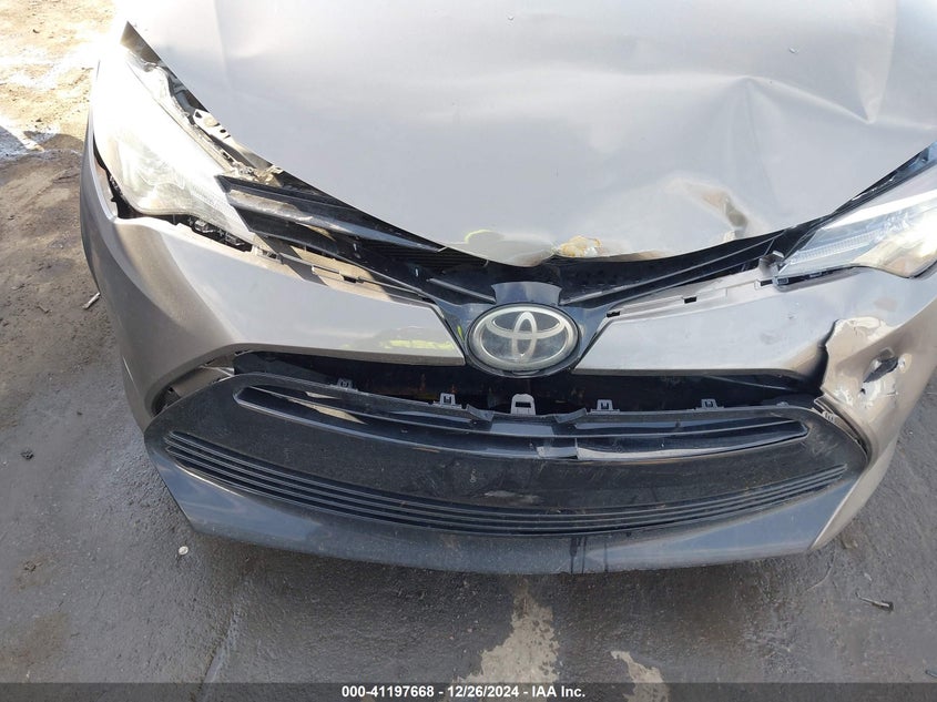 2018 TOYOTA COROLLA VIN: 5YFBURHEXJP790769