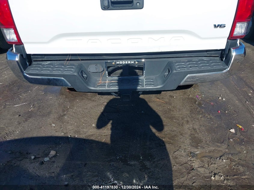 2017 TOYOTA TACOMA SR5 V6 - 3TMAZ5CN1HM042569