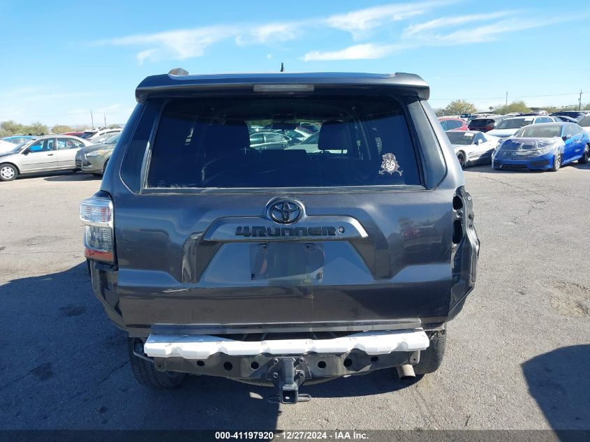 VIN JTEBU5JRXJ5576511 2018 Toyota 4runner, SR5 no.17