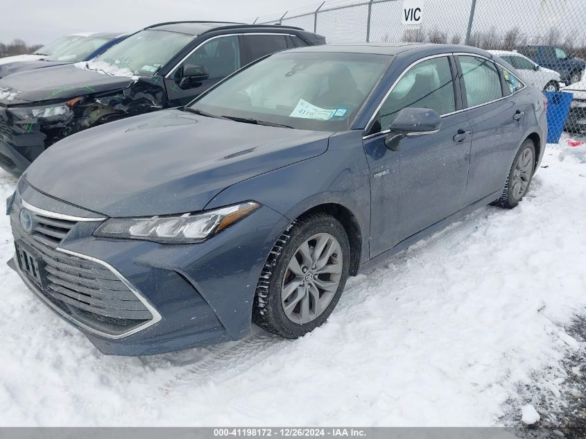 VIN 4T1A21FB3LU015615 2020 Toyota Avalon, Hybrid Xle no.2