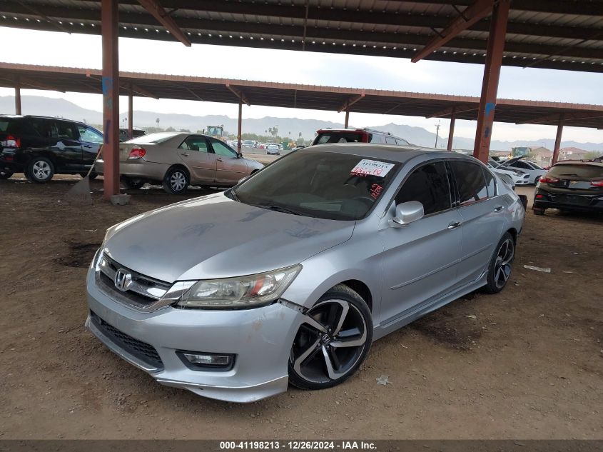 VIN 1HGCR3F98DA031590 2013 Honda Accord, Touring no.2