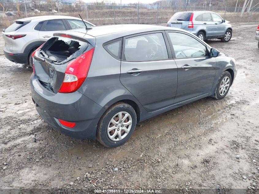 VIN KMHCT5AE8DU072439 2013 HYUNDAI ACCENT no.4