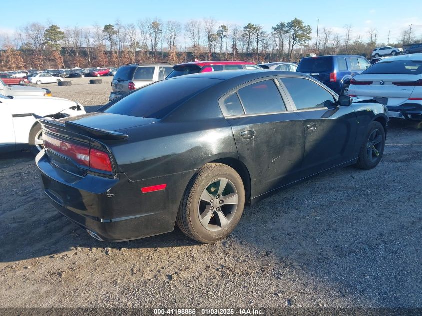 VIN 2C3CDXBG3DH625146 2013 Dodge Charger, SE no.4