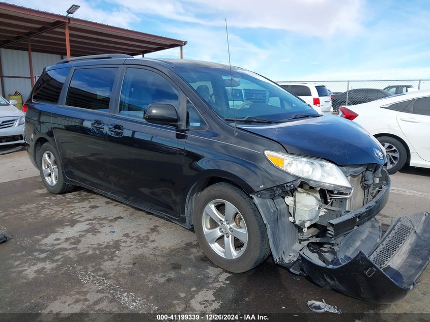 2013 TOYOTA SIENNA VIN: 5TDKK3DC1DS334601