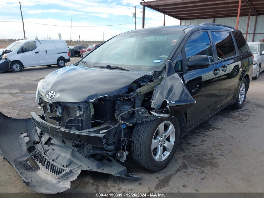 2013 TOYOTA SIENNA VIN: 5TDKK3DC1DS334601