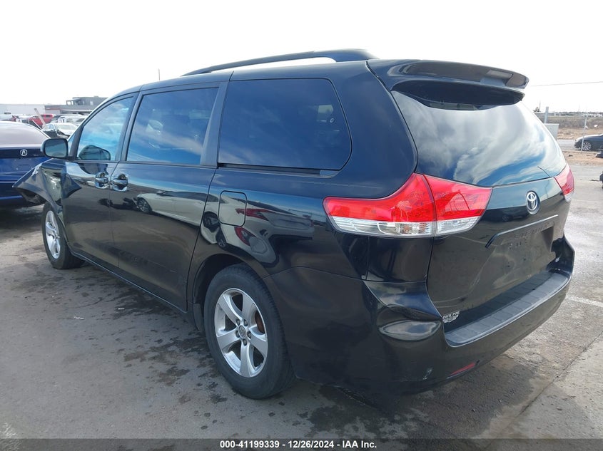 2013 TOYOTA SIENNA VIN: 5TDKK3DC1DS334601