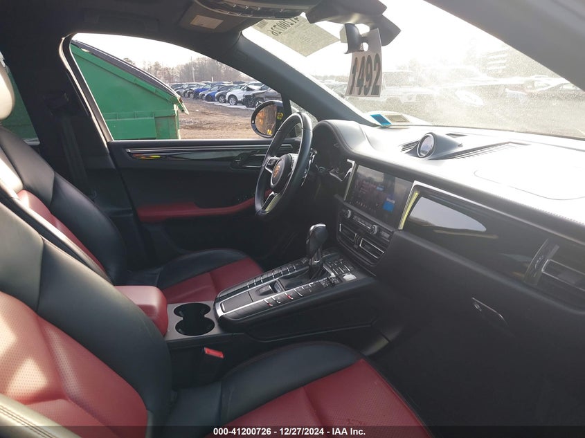 2019 PORSCHE MACAN - WP1AA2A54KLB07947