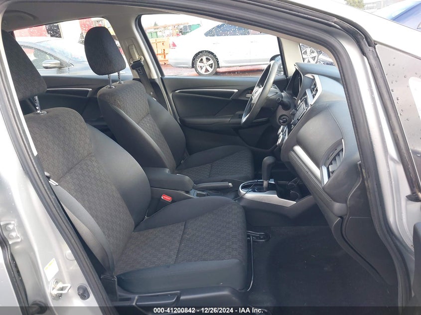 2016 HONDA FIT VIN: JHMGK5H50GX033361