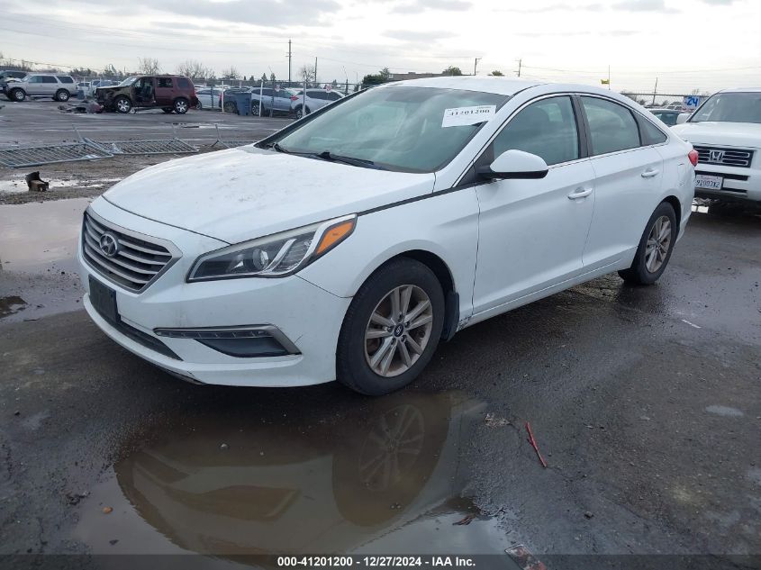 VIN 5NPE24AF0FH214623 2015 HYUNDAI SONATA no.2