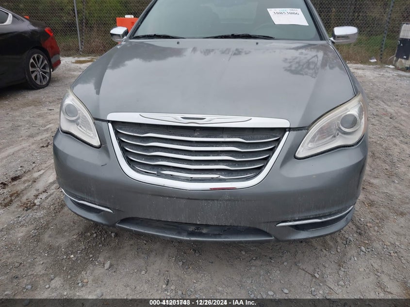 2013 CHRYSLER 200 VIN: 1C3CCBCG4DN589768