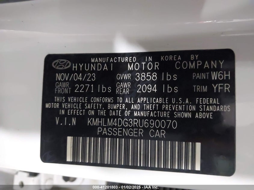 2024 HYUNDAI ELANTRA VIN: KMHLM4DG3RU690070