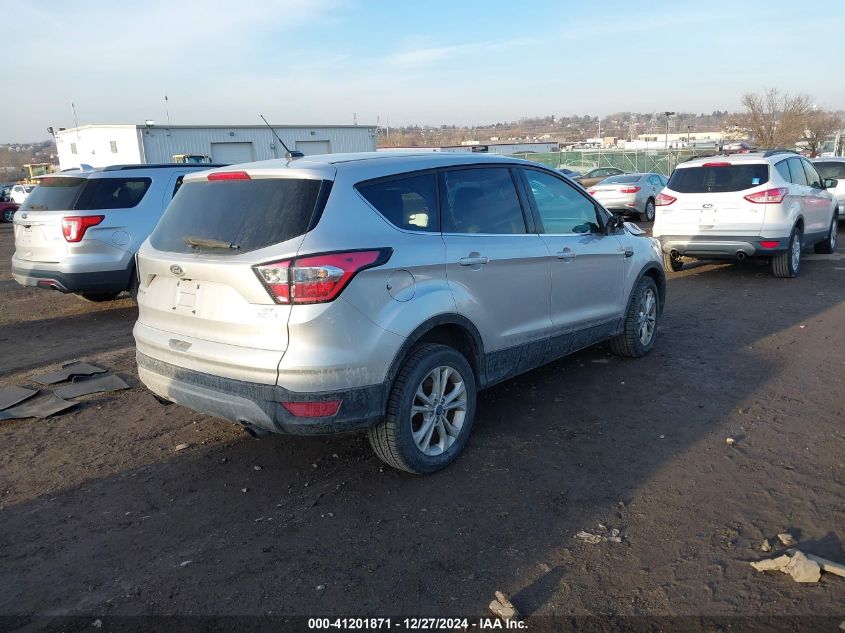 VIN 1FMCU0GD9HUC58883 2017 FORD ESCAPE no.4