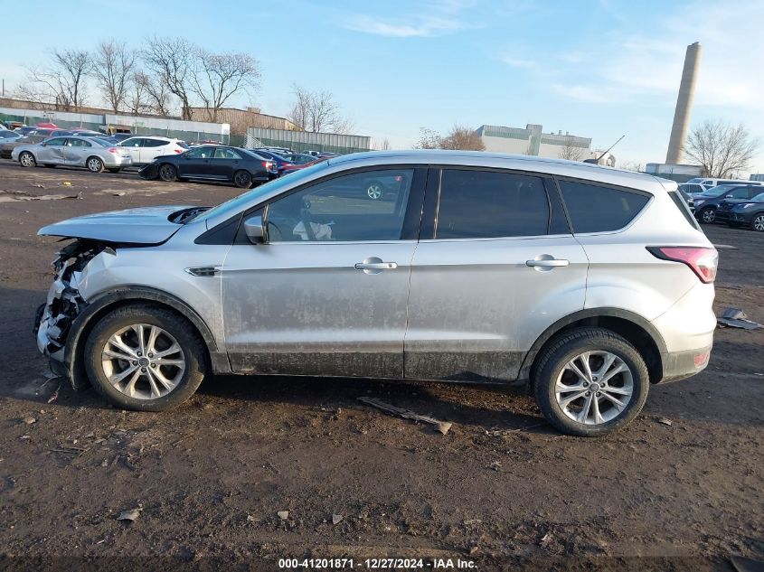 VIN 1FMCU0GD9HUC58883 2017 FORD ESCAPE no.15