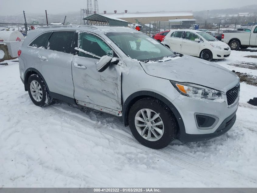 2016 KIA SORENTO LX/L - 5XYPGDA58GG013286