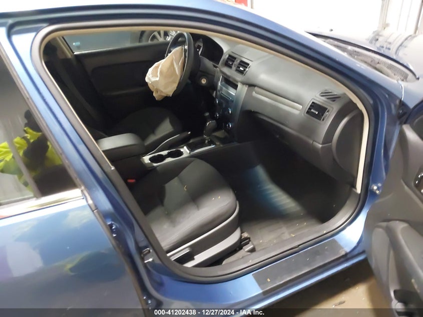 2010 FORD FUSION VIN: 3FAHP0HG0AR237630