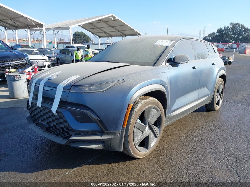 Vin: vcf1zbu27pg002072, lot: 41693037, fisker ocean one 20232