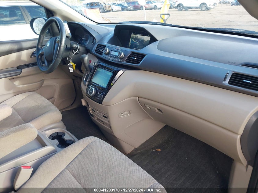 2016 HONDA ODYSSEY VIN: 5FNRL5H33GB019616