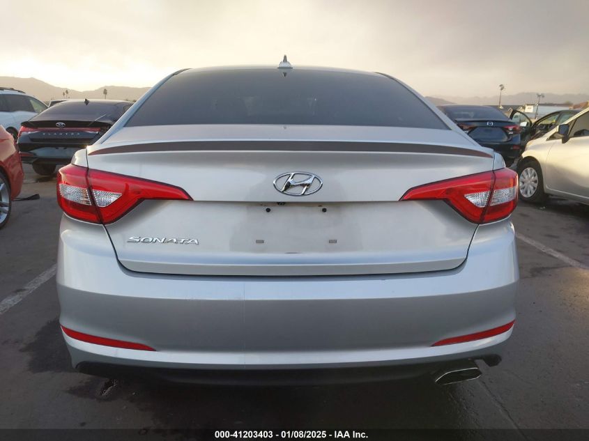 VIN 5NPE24AF9HH438542 2017 Hyundai Sonata, SE no.17