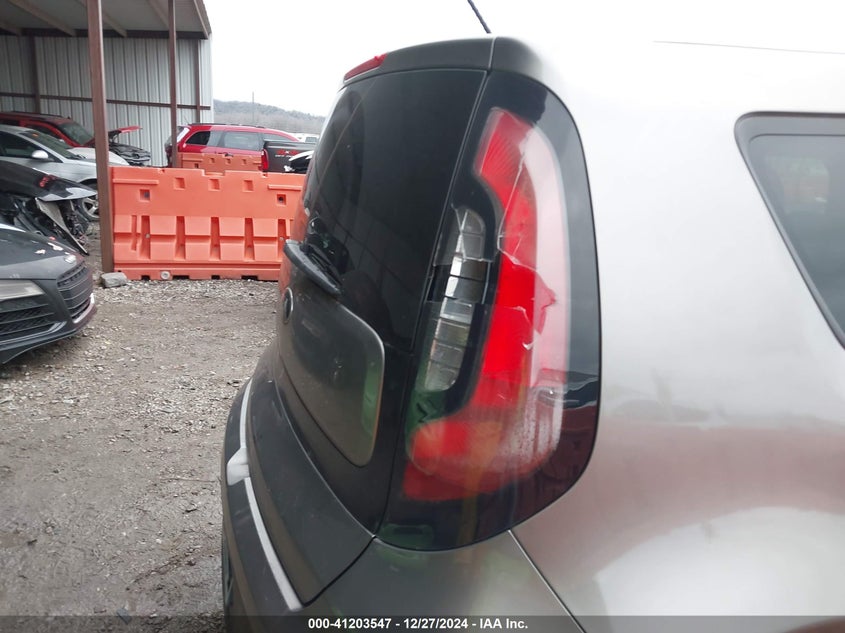 2018 KIA SOUL - KNDJN2A29J7602437