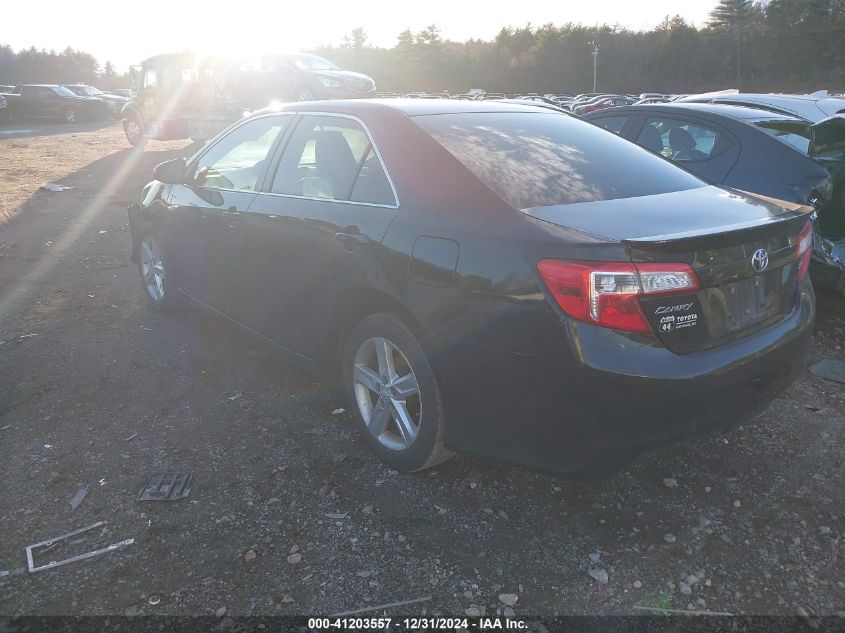 VIN 4T1BF1FK2EU825958 2014 Toyota Camry, SE no.3