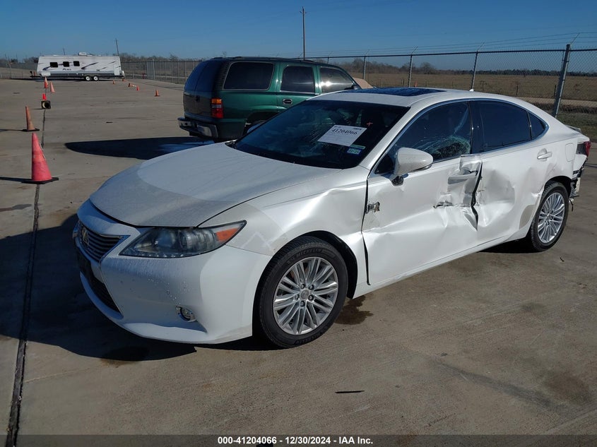 2014 LEXUS ES VIN: JTHBK1GG4E2085513