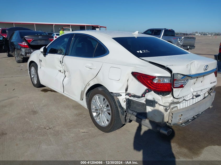2014 LEXUS ES VIN: JTHBK1GG4E2085513