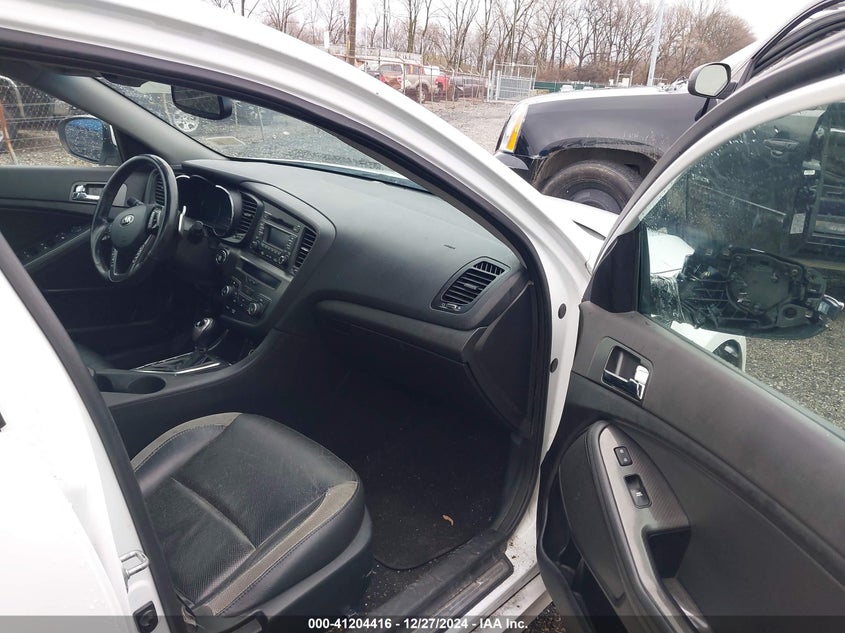 2013 KIA OPTIMA VIN: 5XXGR4A64DG188508