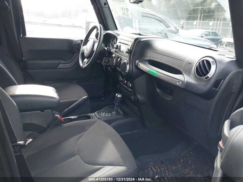 2015 JEEP WRANGLER UNLIMITED SPORT - 1C4BJWDG2FL654988